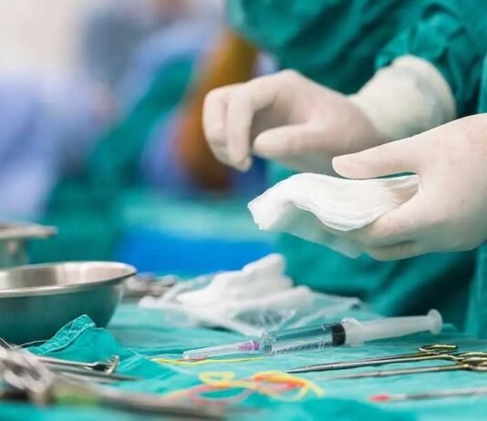 Pesar por muerte de una joven tras practicarse una rinosplastia en clínica de Bucaramanga