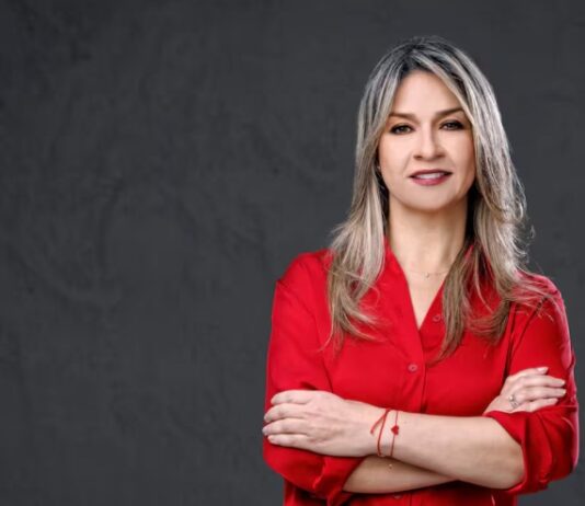 Vicky Dávila denunció amenazas y responsabilizó a Gustavo Petro